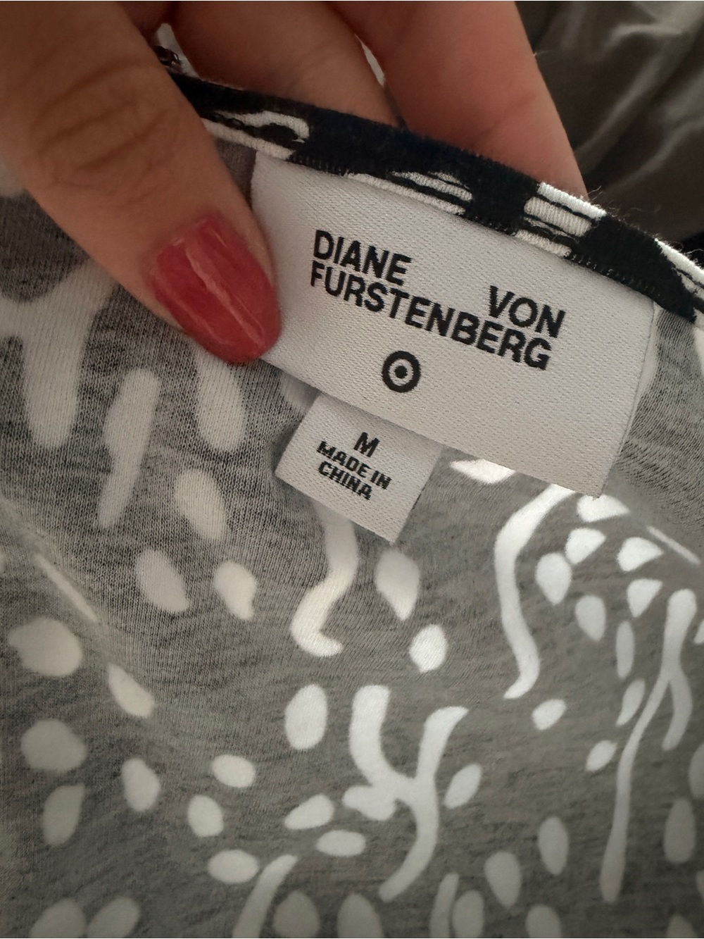 Diane Von Furstenberg Black and White Long Sleeve Wrap Dress - Picture 2 of 4